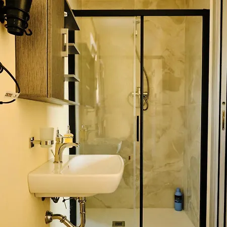 La Reggia Di Gianfry ベッド・アンド・ブレックファスト フェルモ