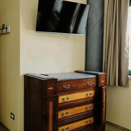 La Reggia Di Gianfry ベッド・アンド・ブレックファスト