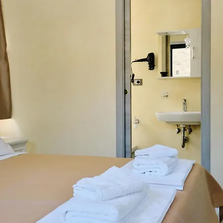 ベッド・アンド・ブレックファスト La Reggia Di Gianfry フェルモ