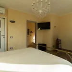Bed & Breakfast La Reggia Di Gianfry 3*
