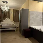 La Reggia Di Gianfry Bed & Breakfast