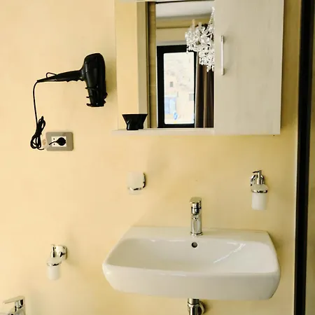 La Reggia Di Gianfry B&B 페르모