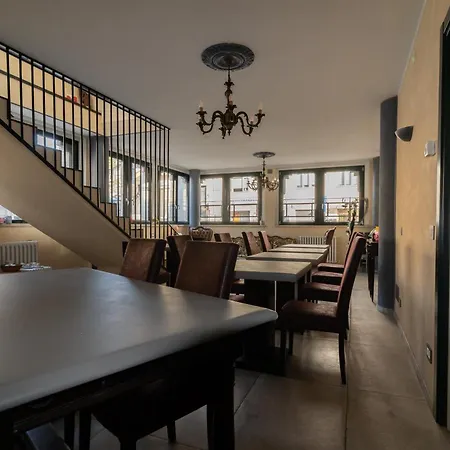 La Reggia Di Gianfry Bed & Breakfast 3*