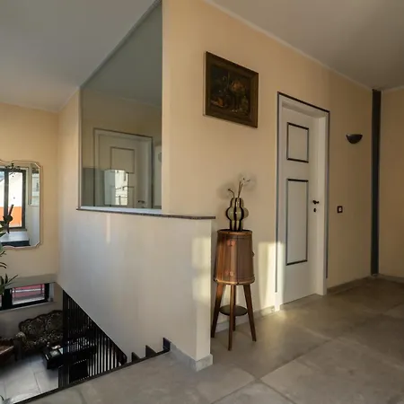 La Reggia Di Gianfry Bed & Breakfast 3*